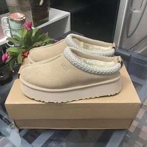 UGG Women's Cream Platform Mules✨⚡️